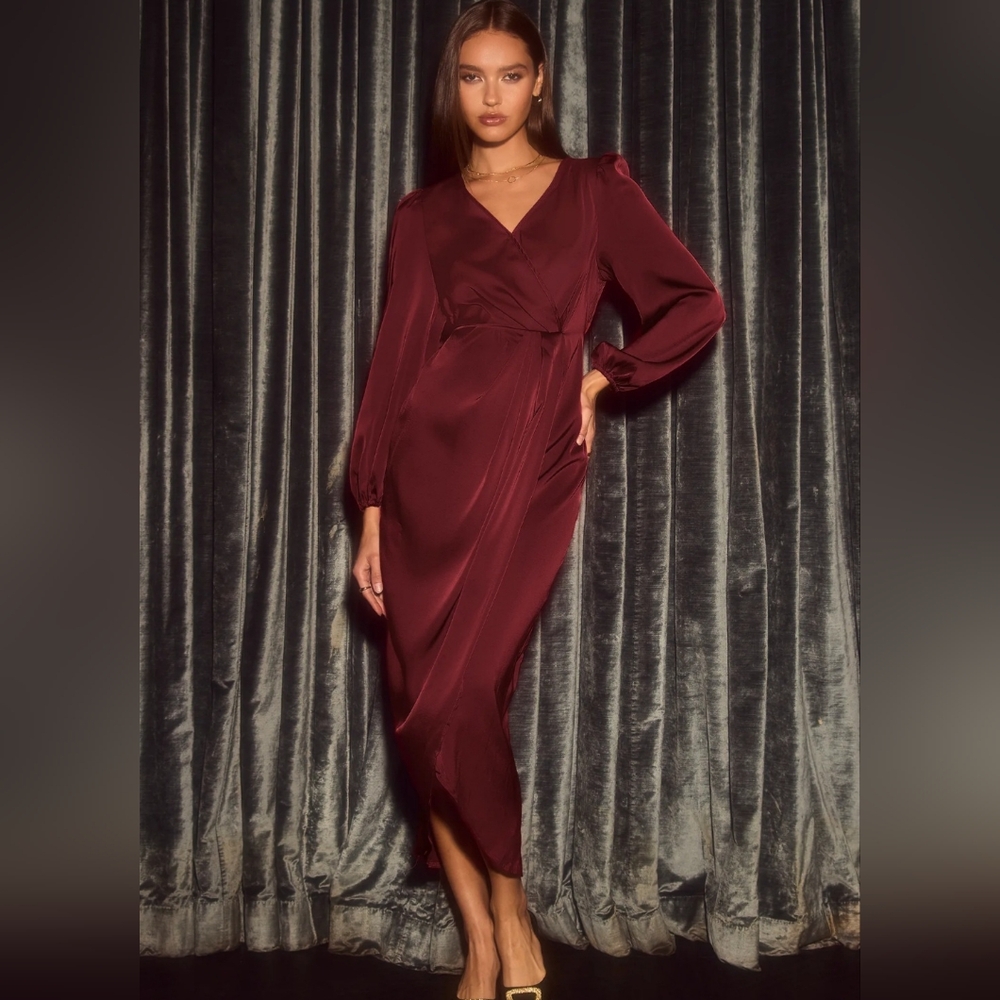 Burgundy Satin Surplise drappedtullip hem midi dress
